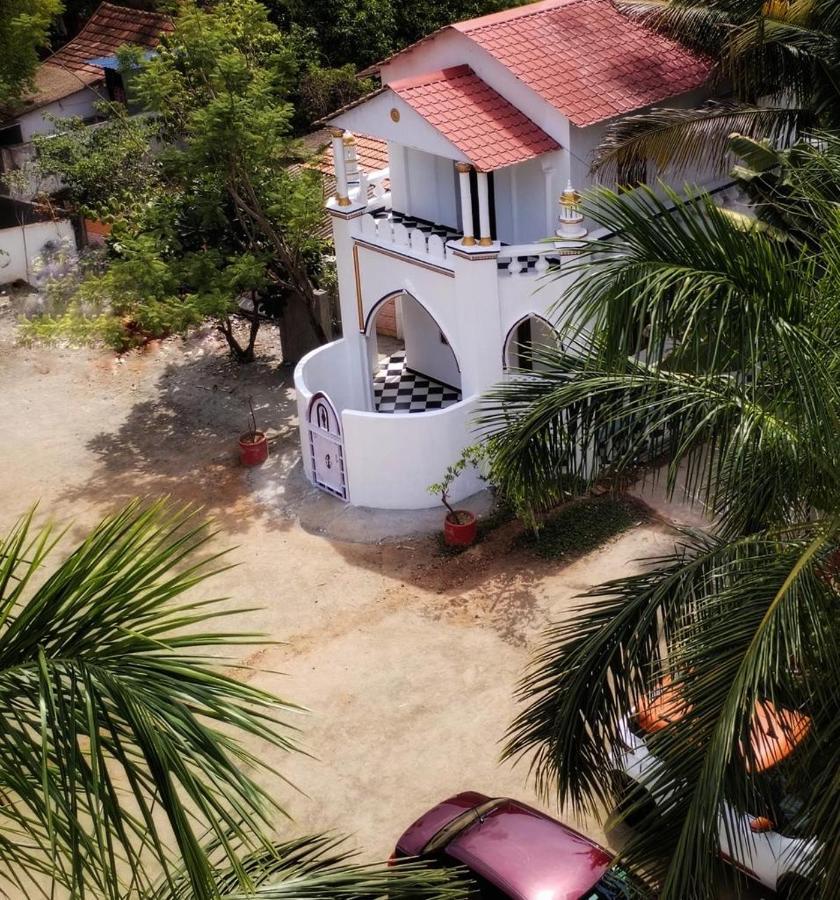 Meena Mahal Cottage Карайккуді Екстер'єр фото